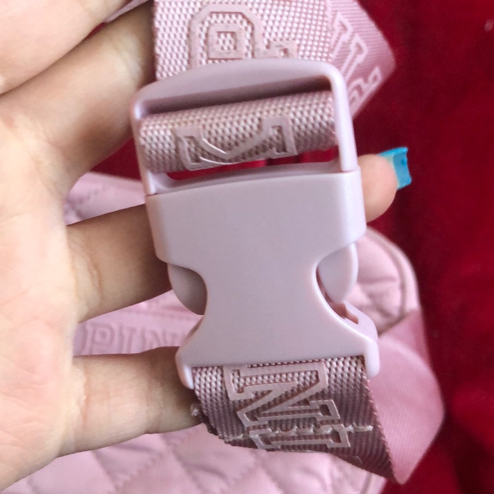 🔥Pink Fanny pack🔥 - Picture 3 of 5